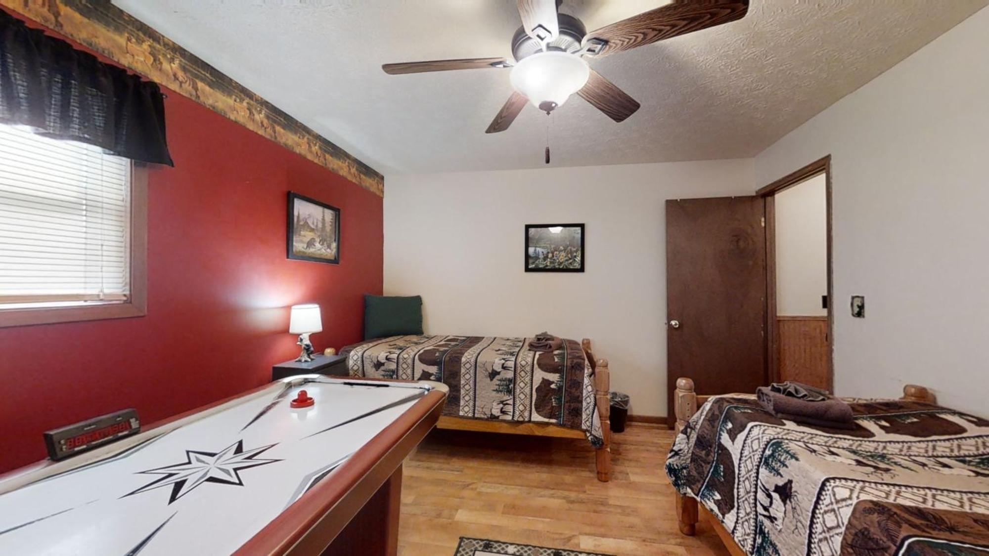 Mountaintop Hideaway Villa Pigeon Forge Exterior photo