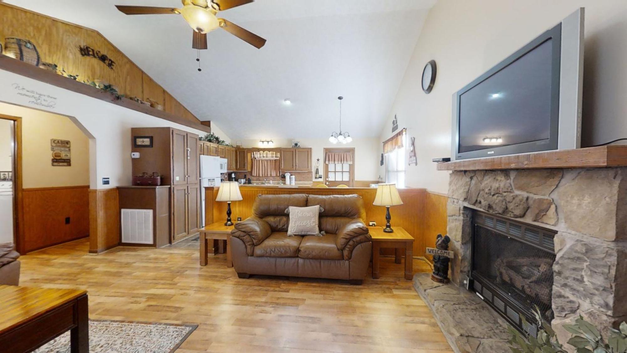 Mountaintop Hideaway Villa Pigeon Forge Exterior photo